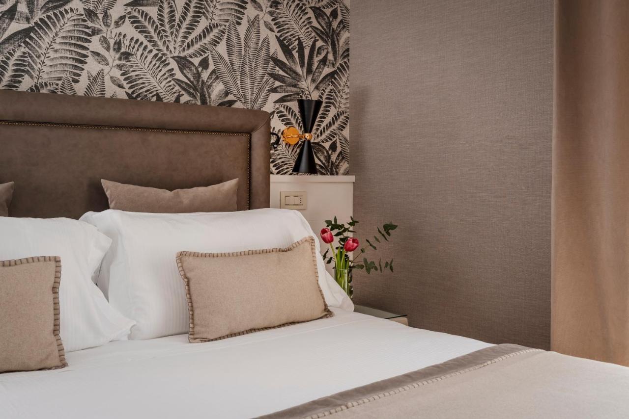 Hotel Maestrale Riccione Bagian luar foto