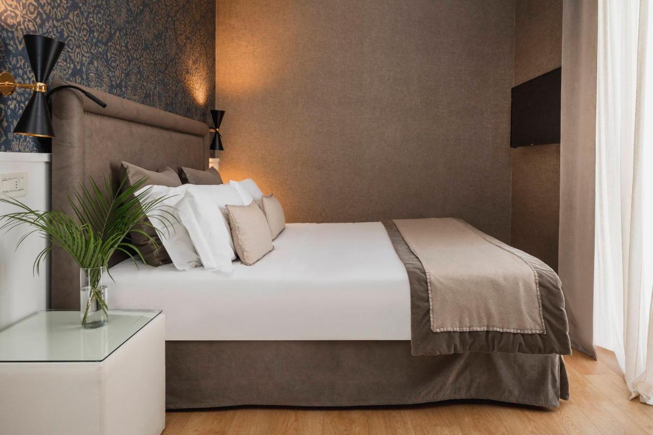 Hotel Maestrale Riccione Bagian luar foto