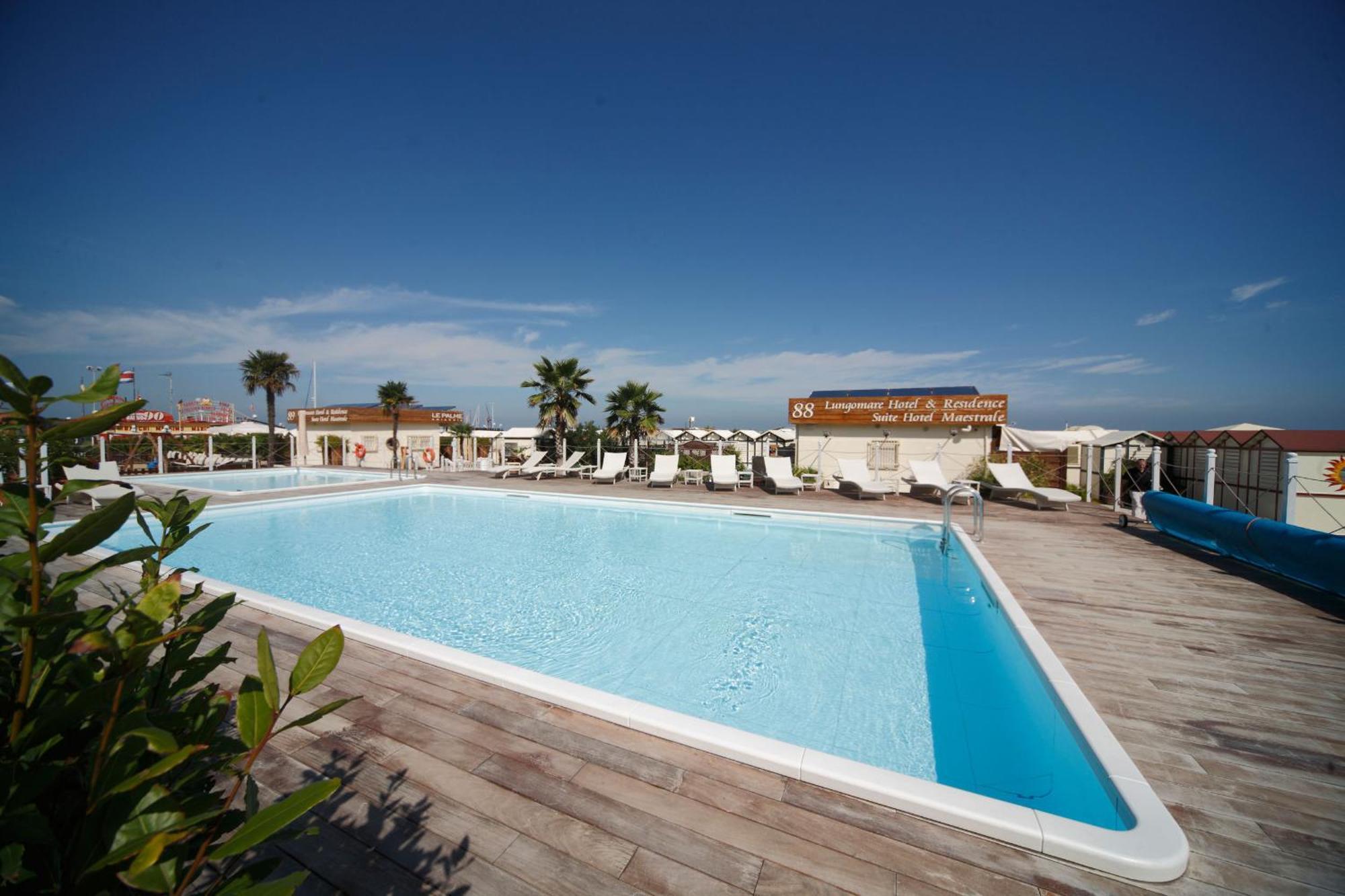 Hotel Maestrale Riccione Bagian luar foto